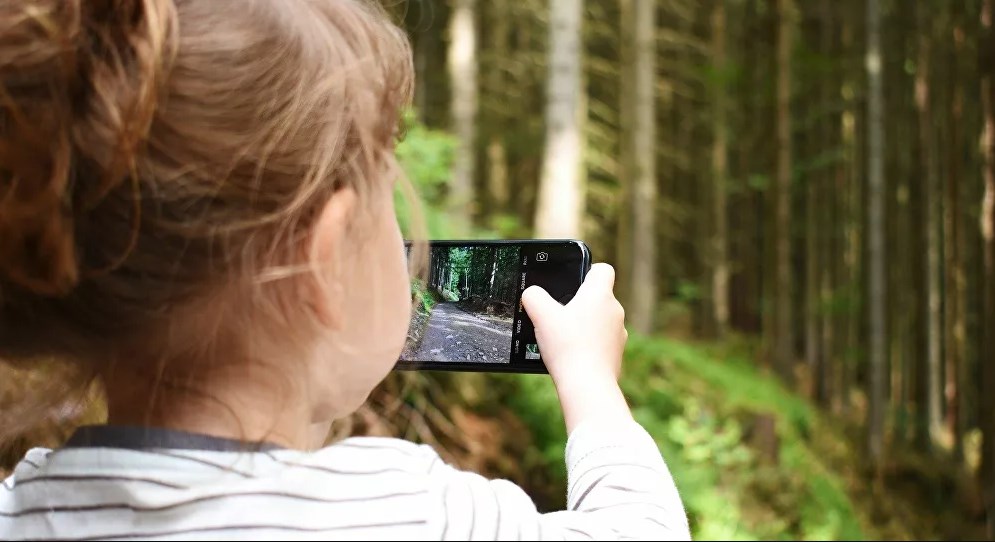 سبب خطورة الهواتف الذكية على بصر