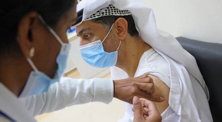 الإمارات تتخطى حاجز 8 ملايين جرعة