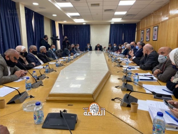 وزير المياه يتحدث عن توزيع المياه