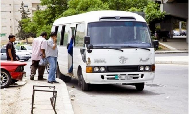 اربد.. ضبط حافلة بحمولة زائدة 39