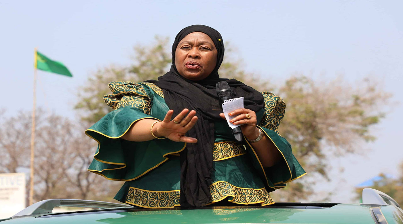 صحيفة تنزانية تعزّي في وفاة رئيسة