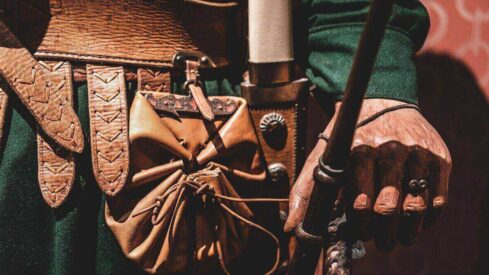 دروس من حياة الصحابي الحسن بن