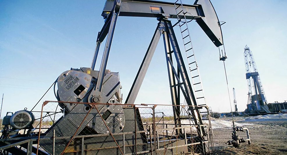 أسعار النفط تهبط