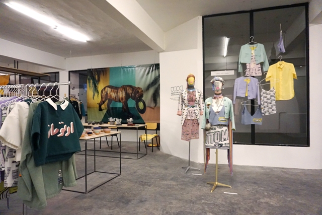 مصممون أردنيون يعرضون ابداعاتهم في (اسبوع