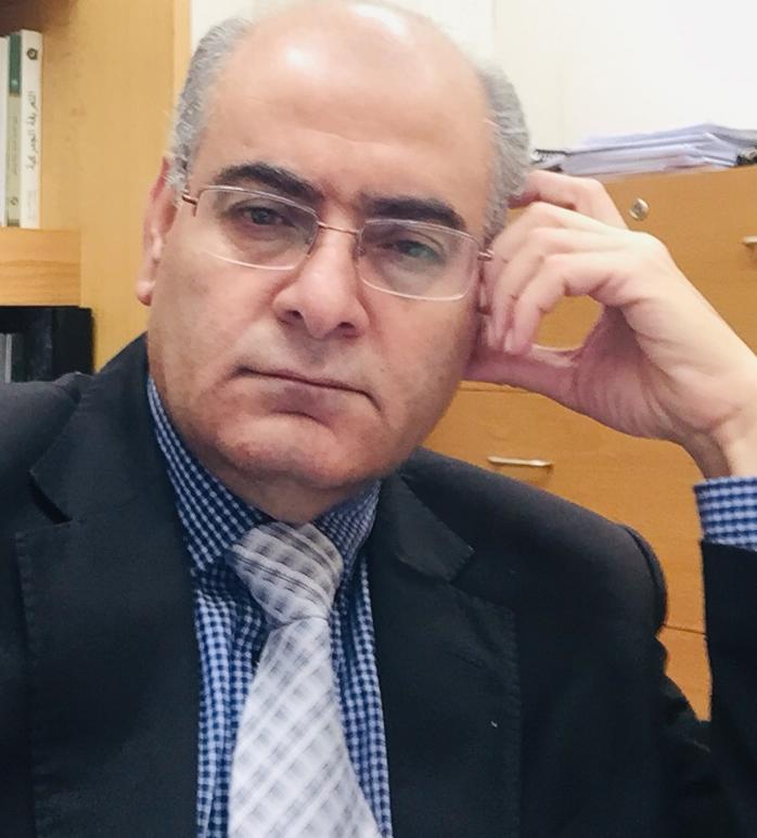 حكمة القائد في احتضان اخيه سمو