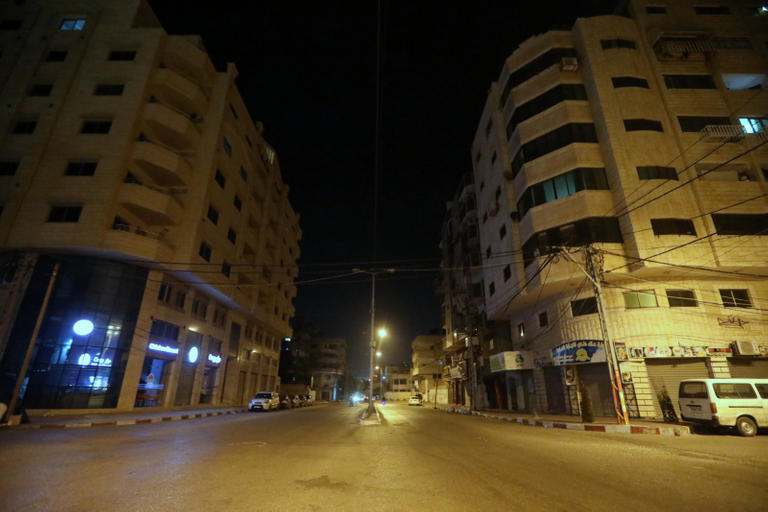 غزة تحاصر كورونا بـ 4 إجراءات