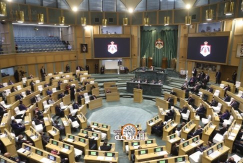 اقرار مشروع معدل لقانون الفوائض المالية