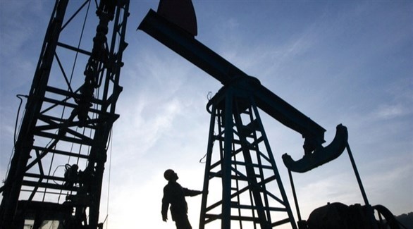 تراجع أسعار النفط بعد توقعات بزيادة