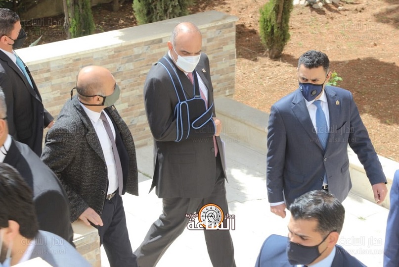 الخصاونة أمام الاعيان: هنا رصدنا الشرارة..