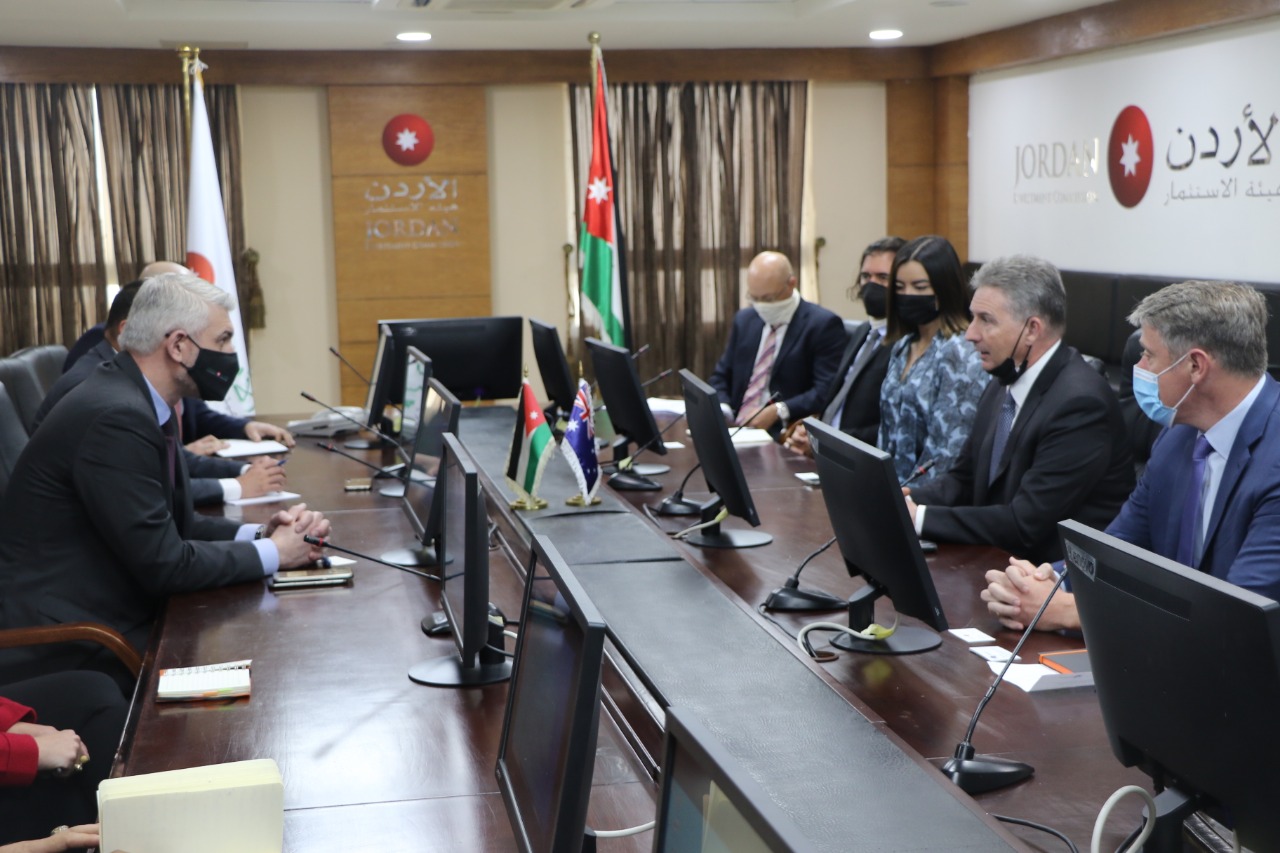 وفد عالي المستوى من رجال الأعمال