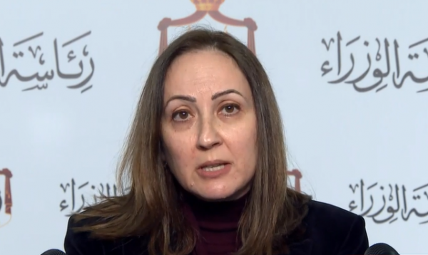 العلي لممثلي اتحاد التأمين: سندرس مقترحاتكم