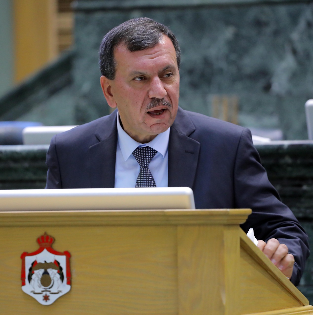 عياش يطالب بالسماح للمسيحيين باقامة الصلوات