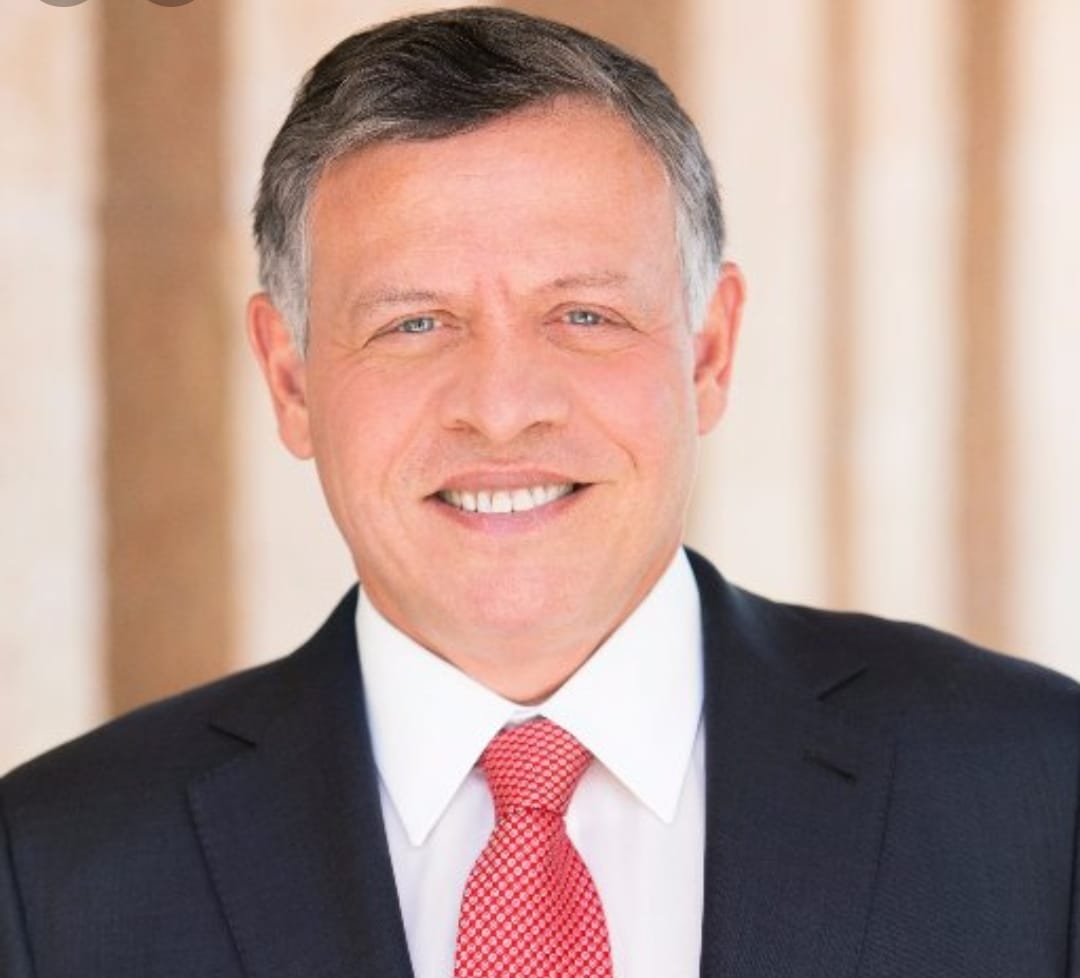 محمود الدباس يكتب :الله يعين الملك..