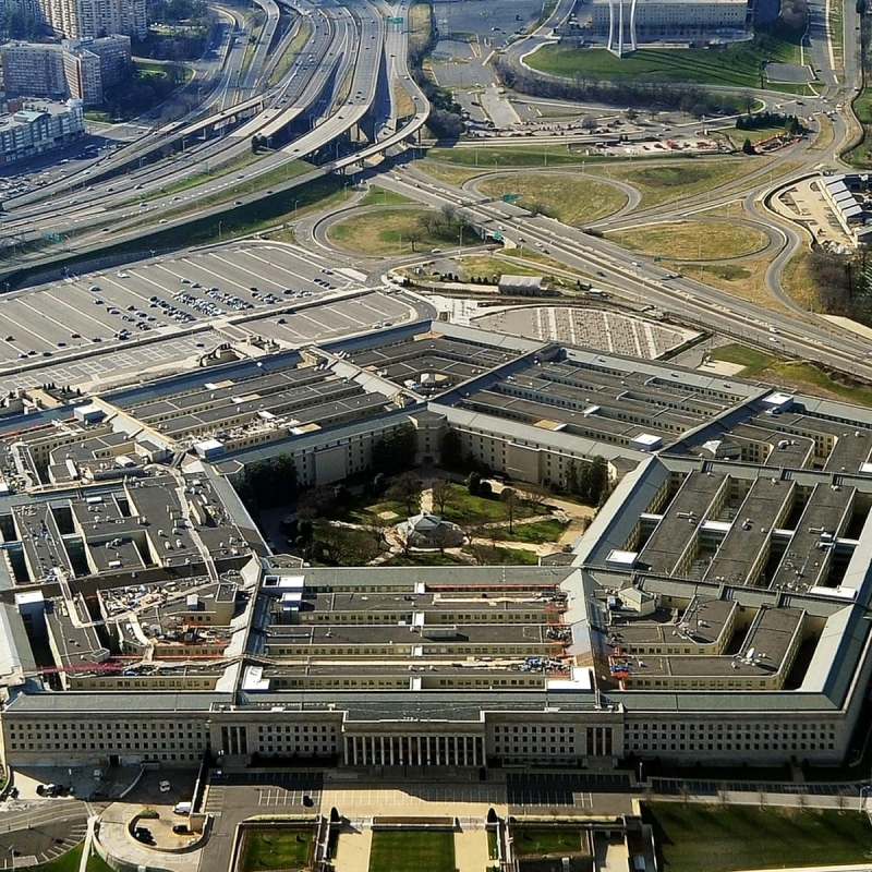 البنتاغون: رصد أجسام طائرة مجهولة في