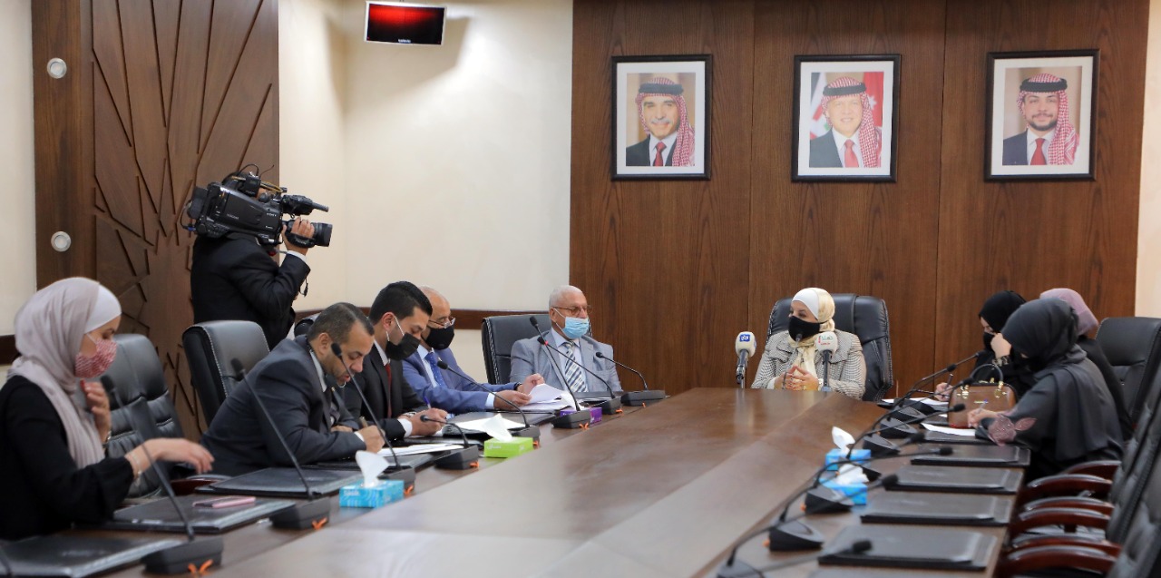 الأسرة النيابية تدعو لوضع حد لـ