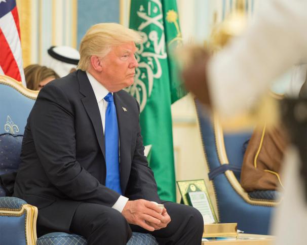 من بينها الأردن.. ’ترامب‘ يخطط لخفض