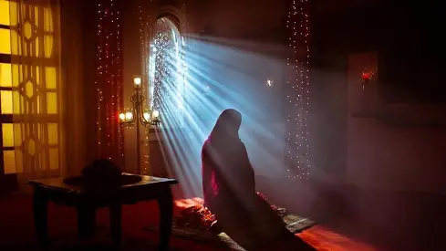 دروس في الصبر تقدمها صحابيات حول