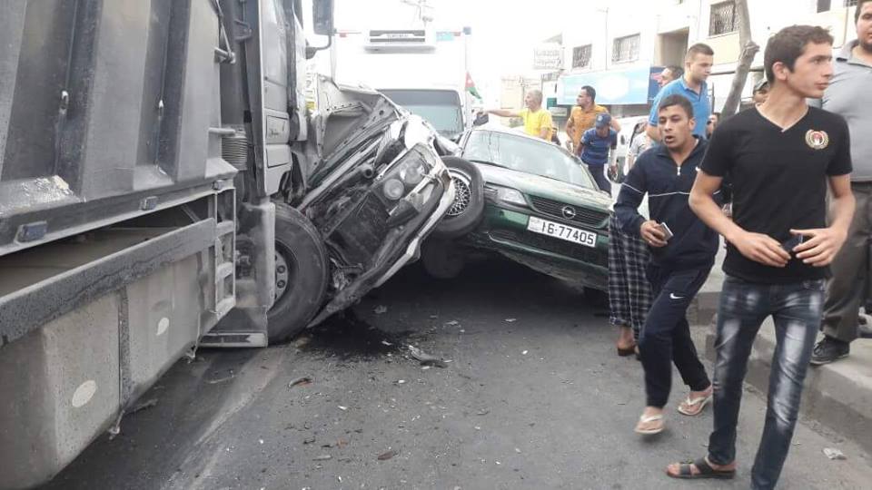 20 اصابة وتضرر 27 مركبة اثر