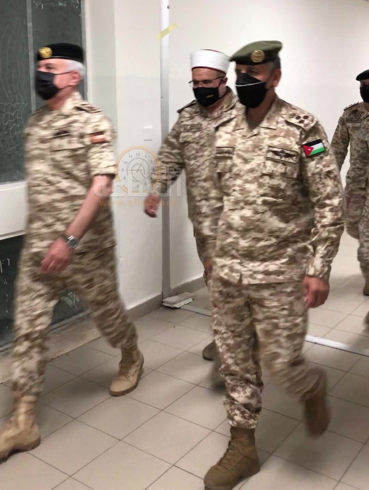 اللواء الركن يوسف الحنيطي يزور أحد