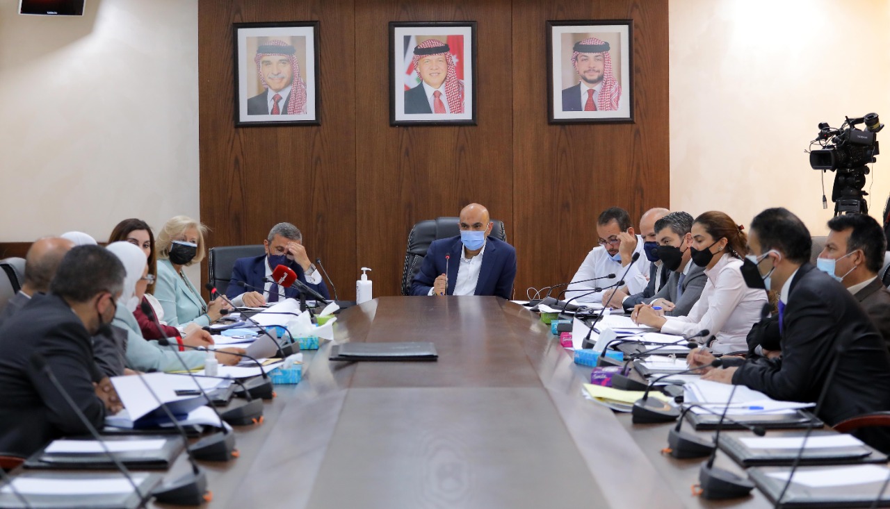 العمل النيابية تواصل مناقشة «معدل العمل»