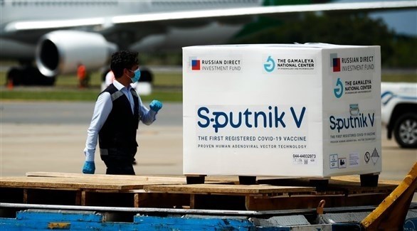 لماذا تفوق لقاح سبوتنيك على استرازينيكا