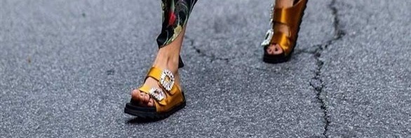 الراحة عنوان موضة الأحذية النسائية هذا