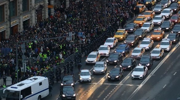 اعتقال أكثر من 100 شخص في