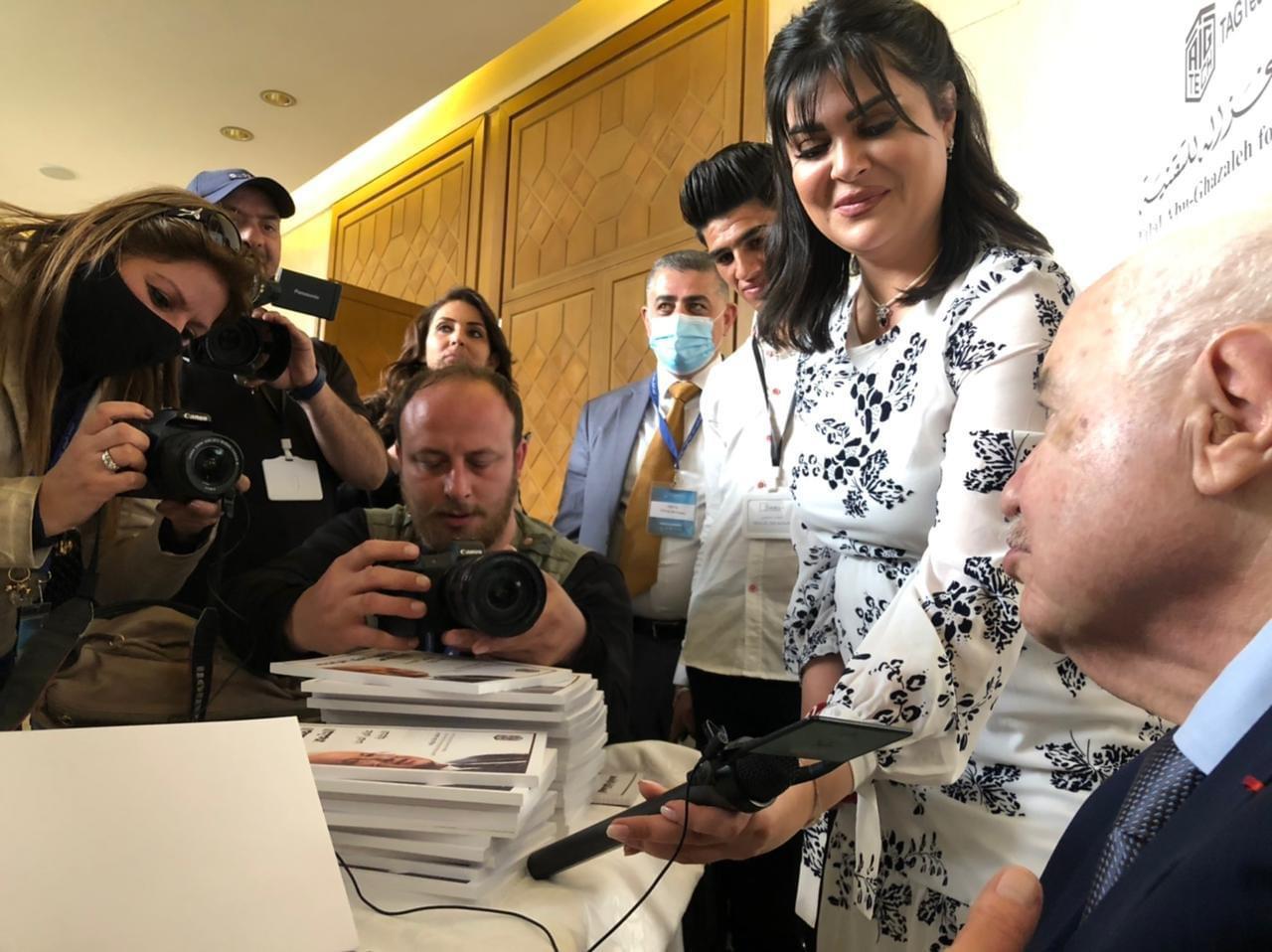 طلال أبوغزاله يوضح سبب إشاعة وفاته..