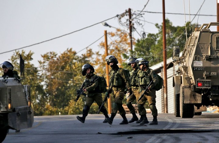 إصابات جديدة برصاص الاحتلال واعتداءات مستمرة