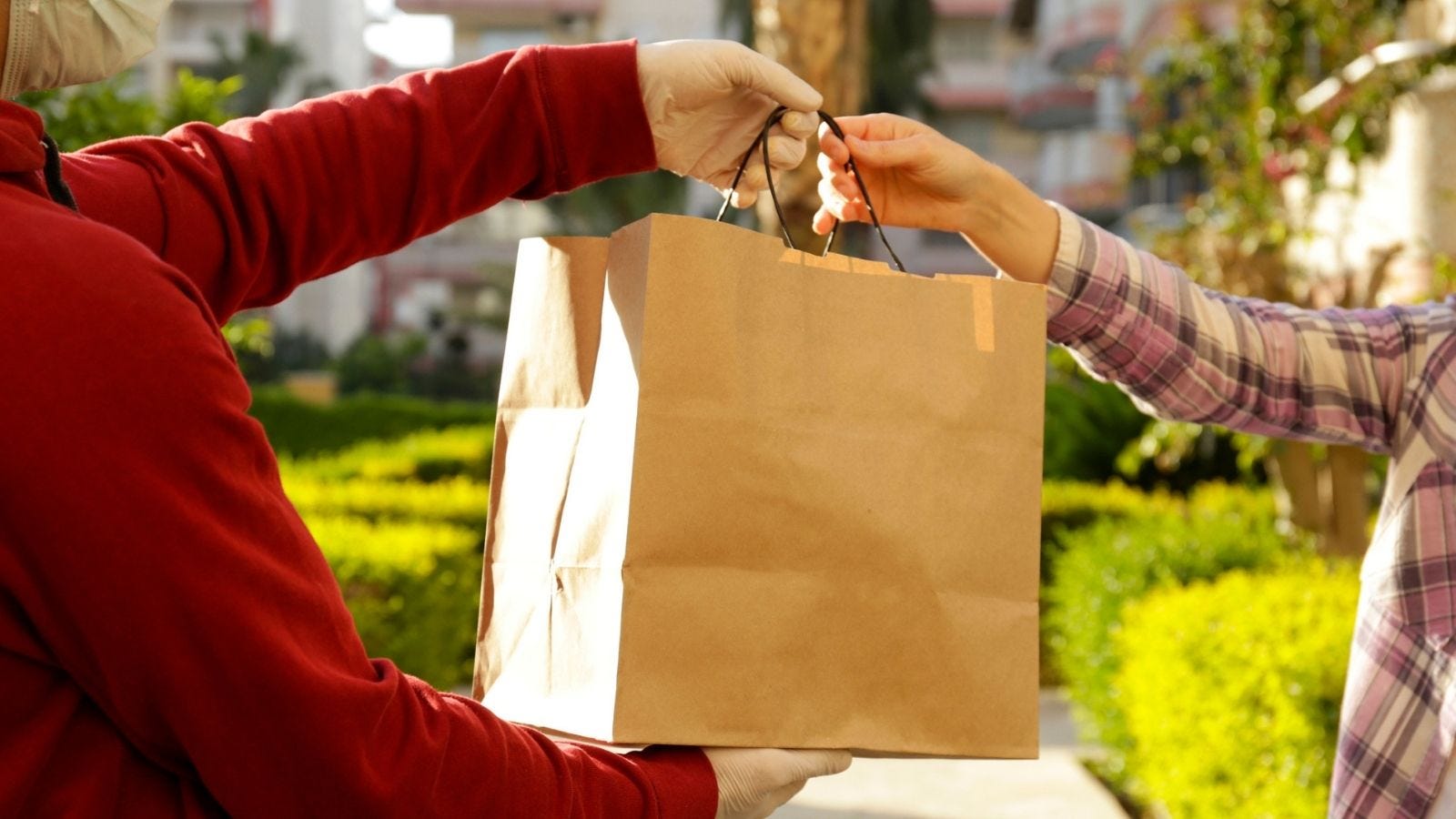 هيئة النقل تستقبل 3360 طلبا للتوصيل