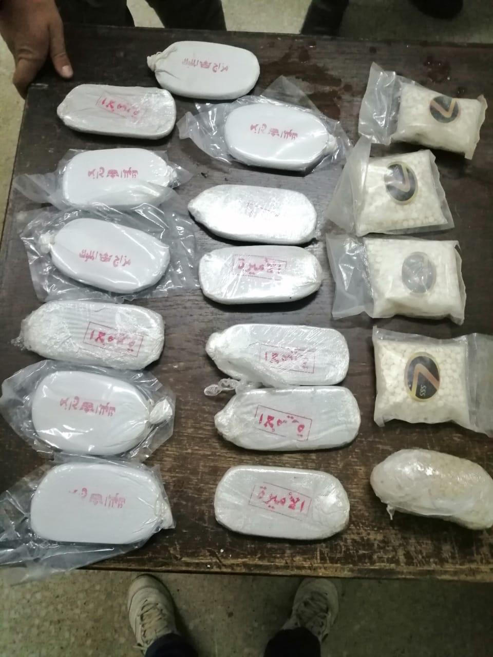 ضبط 10 آلاف حبة مخدرة و13