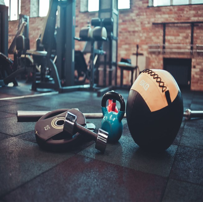 الحكومة تعلن القطاعات الأكثر تضررا لشهر