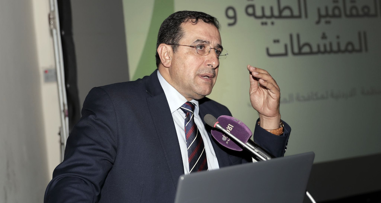 والدة الدكتور خالد العطيات رئيس الاتحاد