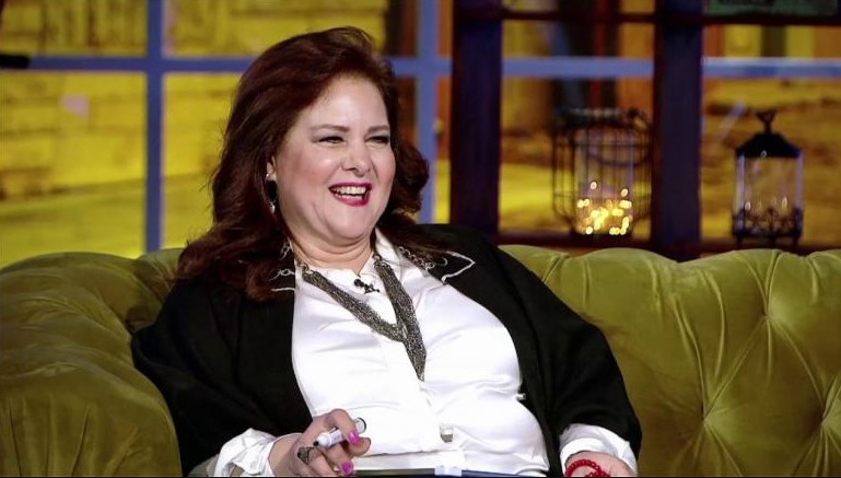 دلال عبد العزيز تعاني من نقص