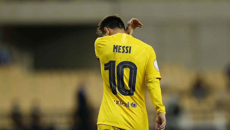 ميسي يعلن بـحسرة دخوله نادي الـ200