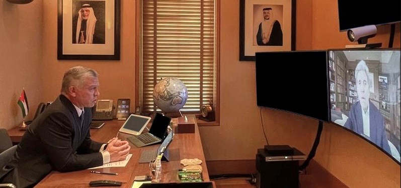 الملك يجتمع مع جون كيري