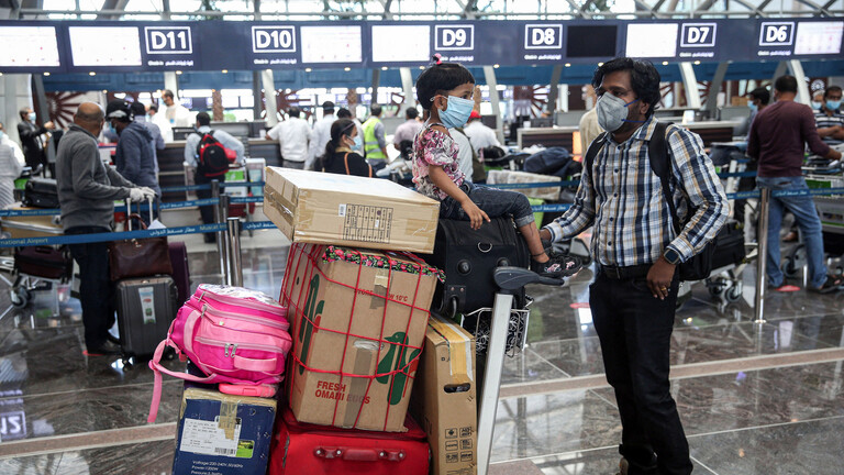 سلطنة عمان تعلن تمديد تعليق دخول