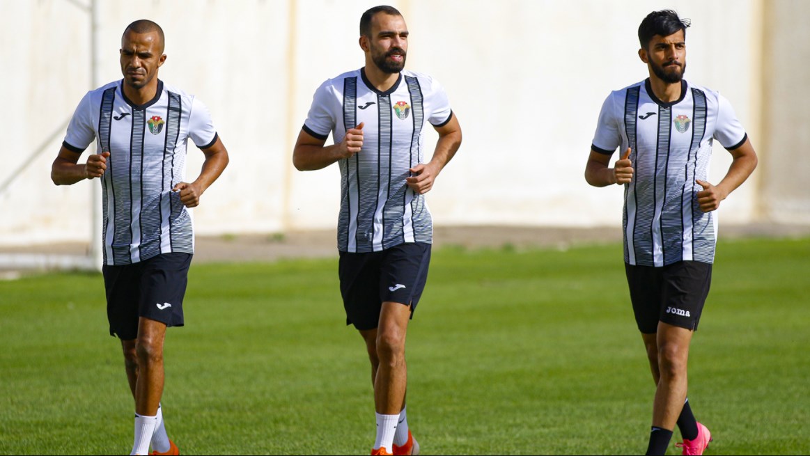 محترفو منتخب الأردن يخضعون لتدريبات بدنية
