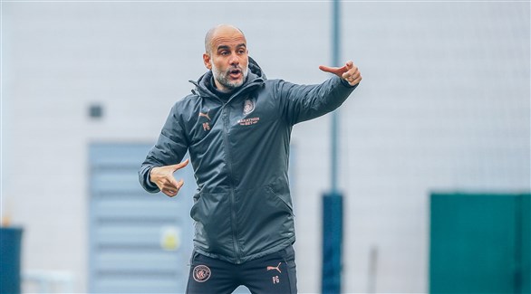 غوارديولا يركز على لقب الدوري الإنجليزي