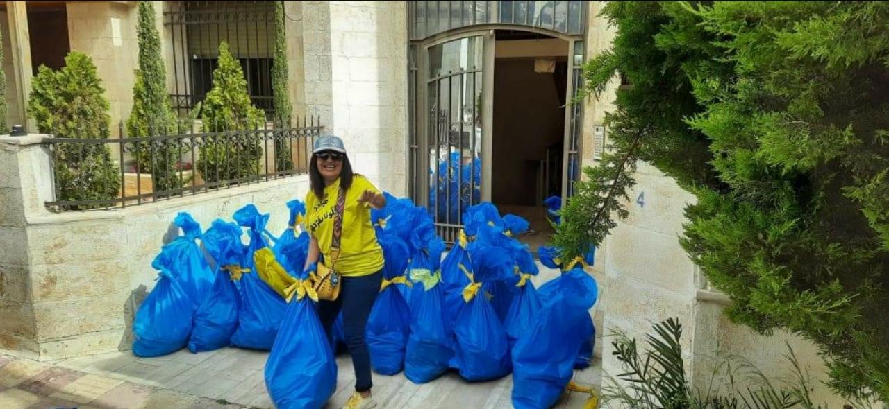 «خلونا نفرحهم» تواصل حملاتها الخيرية في