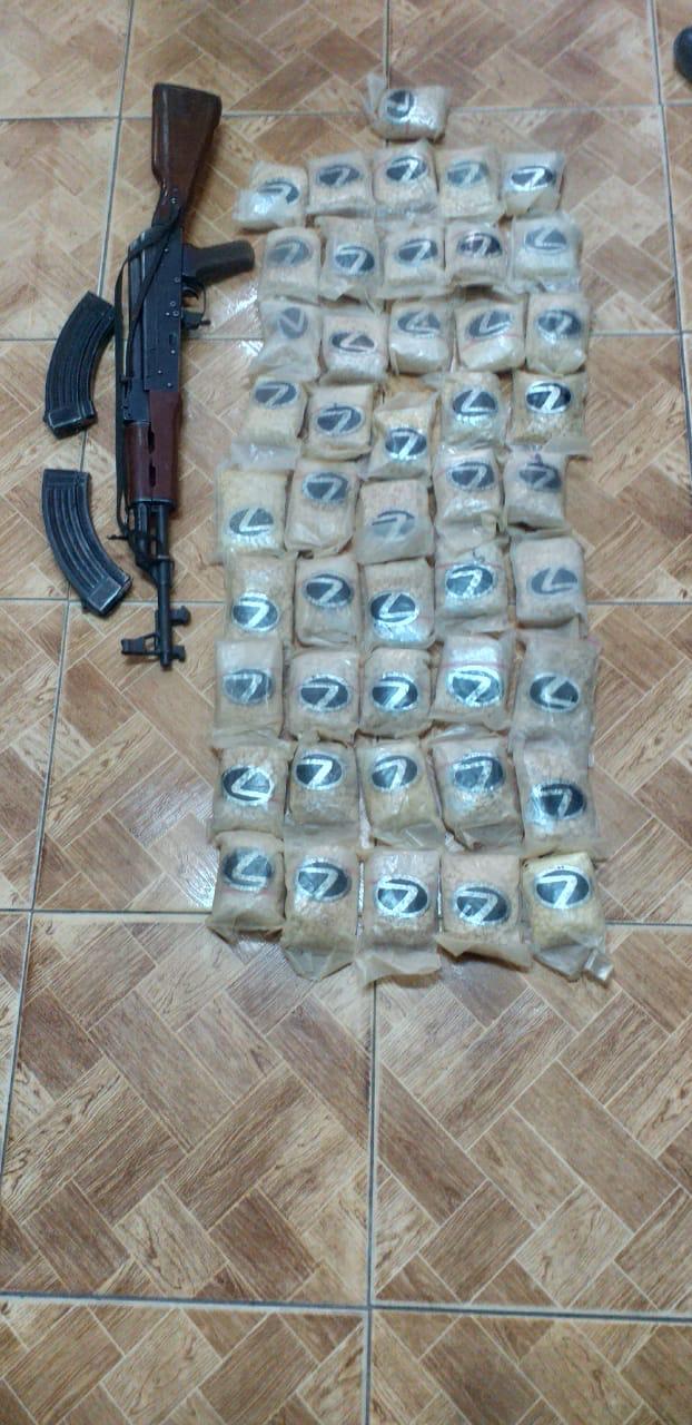 مداهمة منزل في البادية الشمالية وهذا