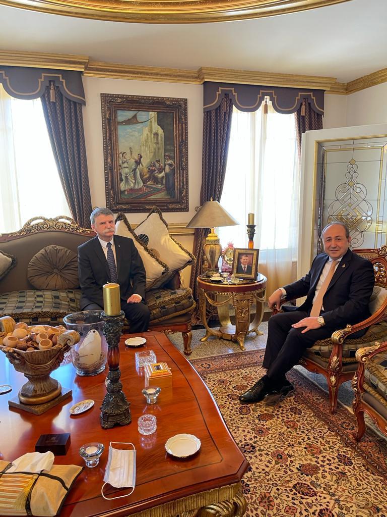 نفاع يلتقي رئيس مجلس النواب الهنغاري