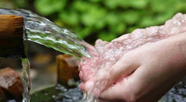 إغلاق بئر مياه خاصة غير مرخصة