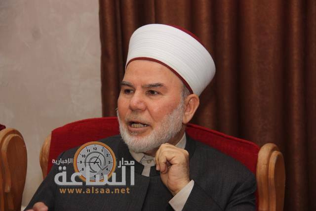 مفتي المملكة: لابد من الوقوف خلف