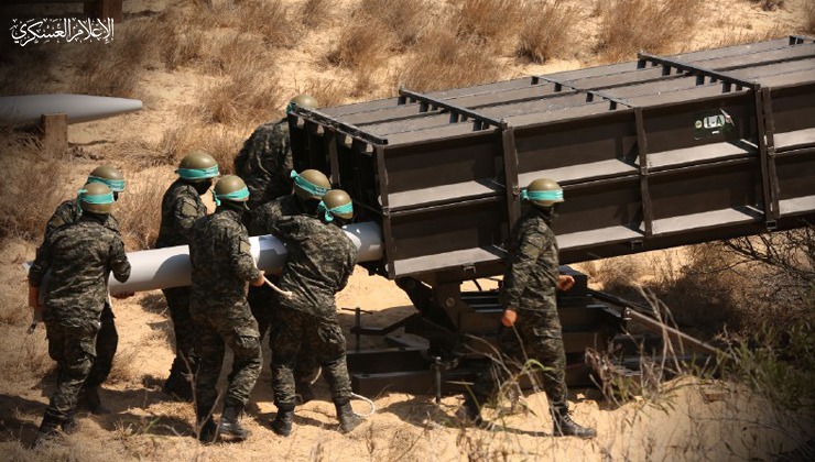 كتائب القسام تعلن استهداف مطار رامون