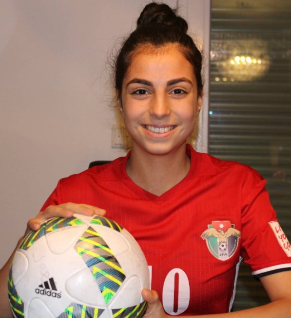 الأردنية سارة أبو صباح تسجل رباعية