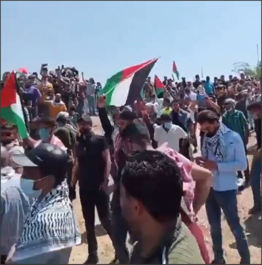 أردنيون يحتشدون قرب الحدود مع فلسطين