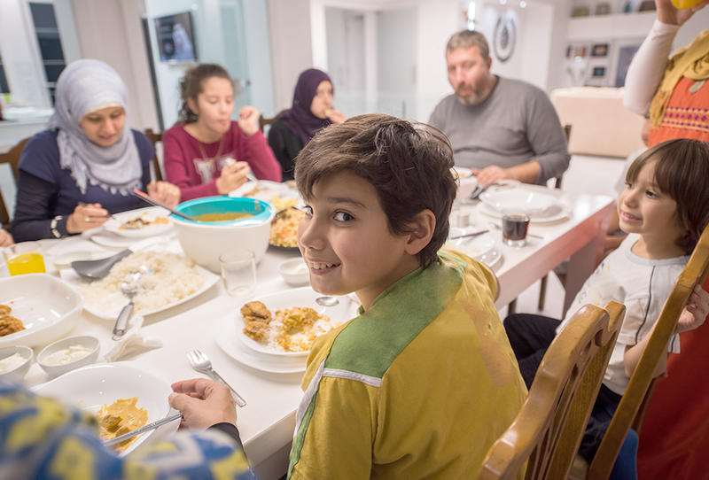 أهميّة العلاقات الاجتماعيّة في رمضان