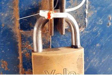 “الأمانة” تغلق 4 منشآت مخالفة