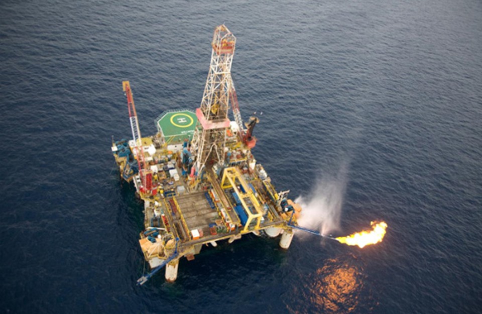 استهداف منصة تمار للغاز يكبد الاحتلال